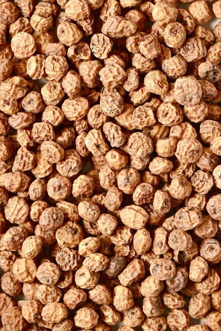 savor the crunch dried tigernut delights for health conscious foodies!
